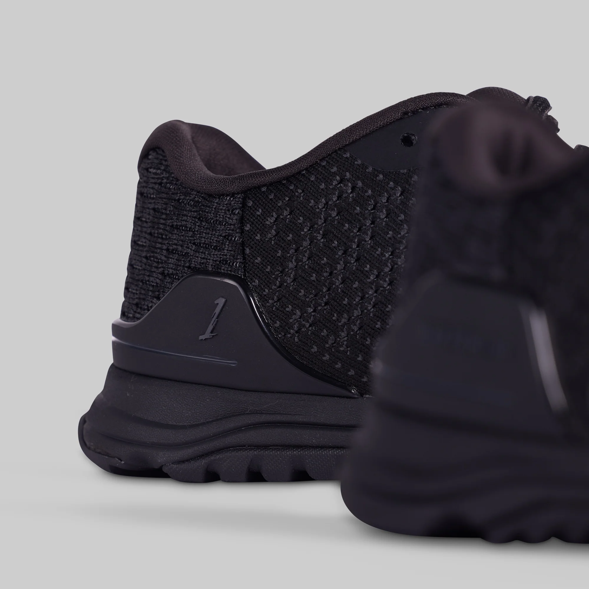 Women's Savage 1 (Black/Black) - Image 3